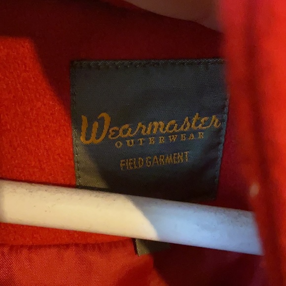 Red coat - Picture 3 of 4